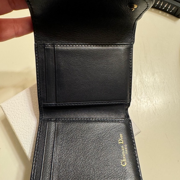 Dior saddle wallet - Picture 5 of 7